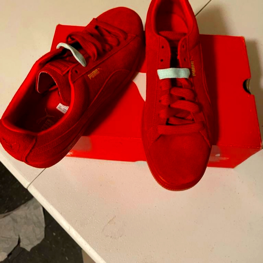 Pumas sz 10